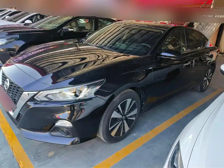 NISSAN TEANA 2021
