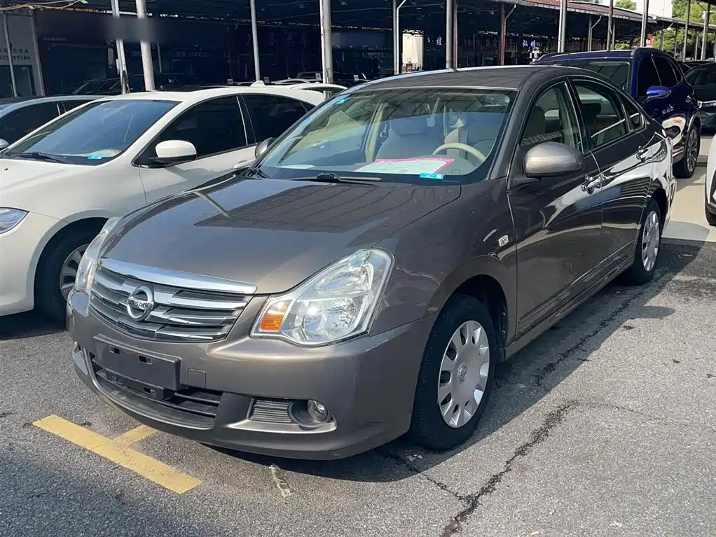 NISSAN SYLPHY 2018