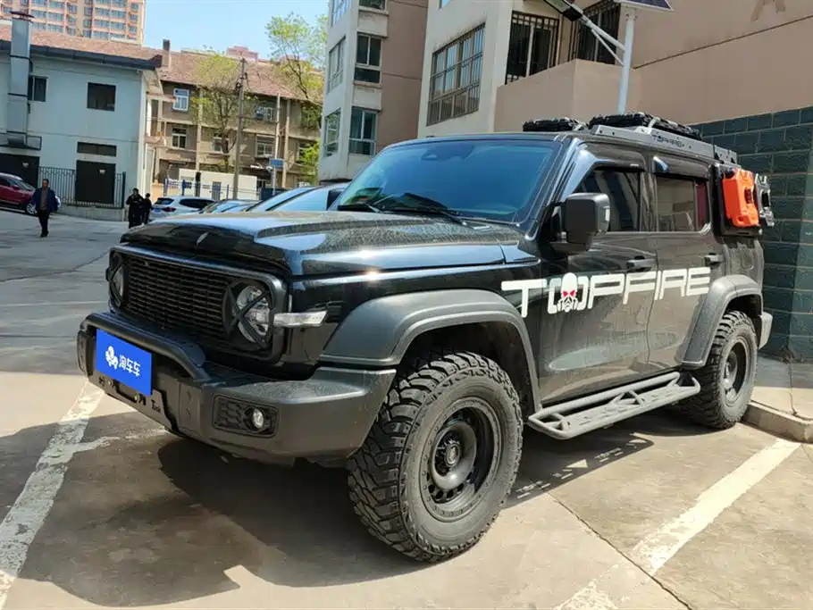 TANK 300 2021