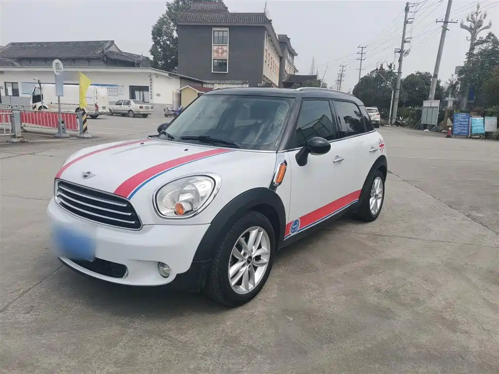 MINI COUNTRYMAN 2011