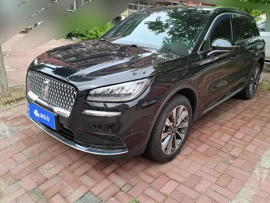 LINCOLN ADVENTURER 2022