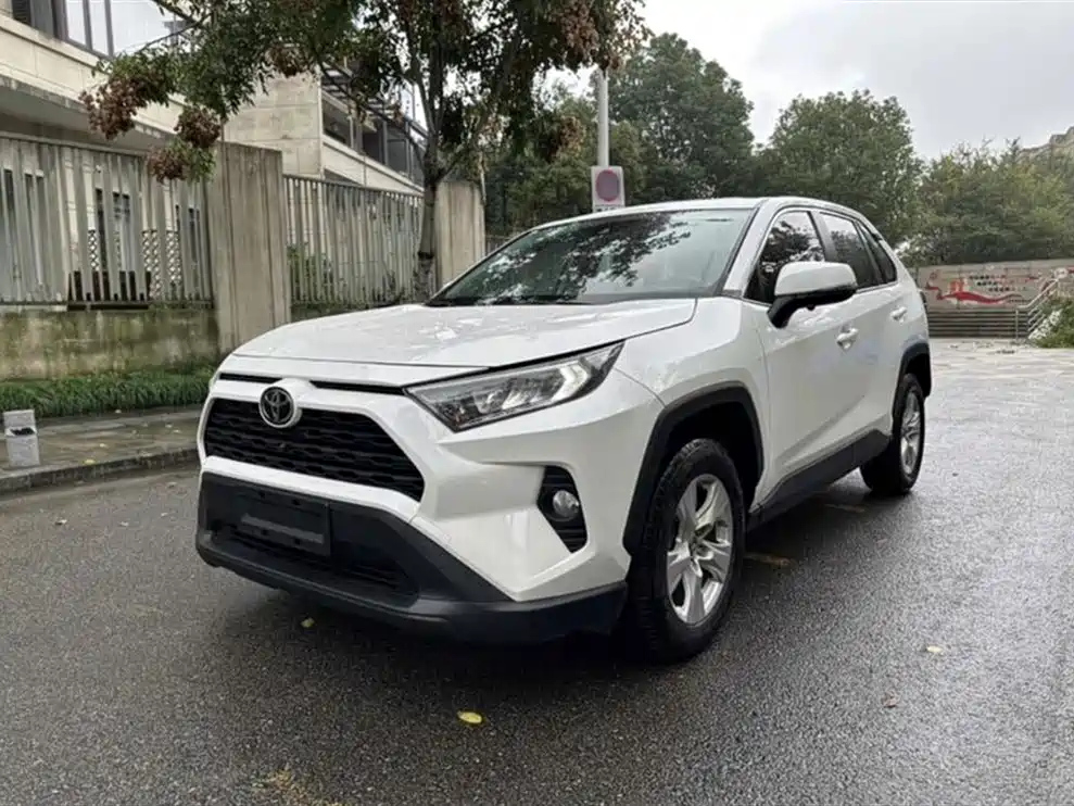 TOYOTA RAV4 RONGFANG 2020