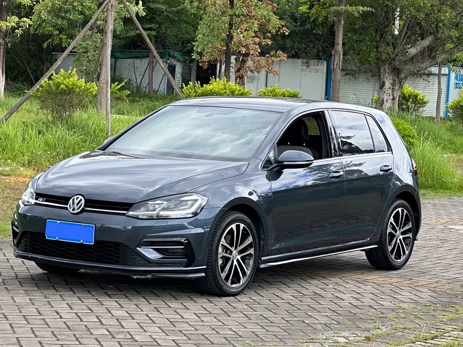 VOLKSWAGEN GOLF 2020