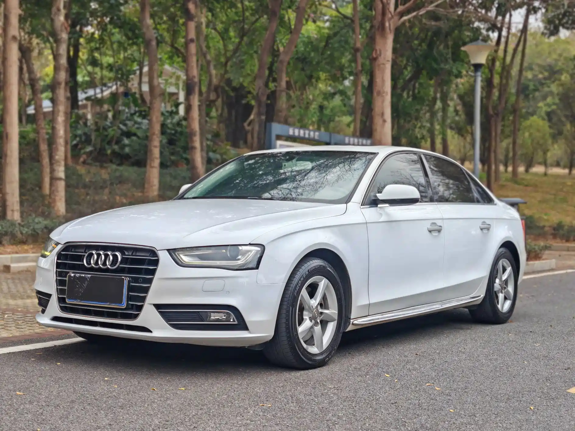 AUDI A4L 2016