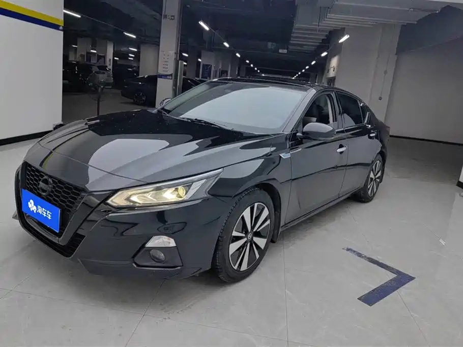 NISSAN TEANA 2021