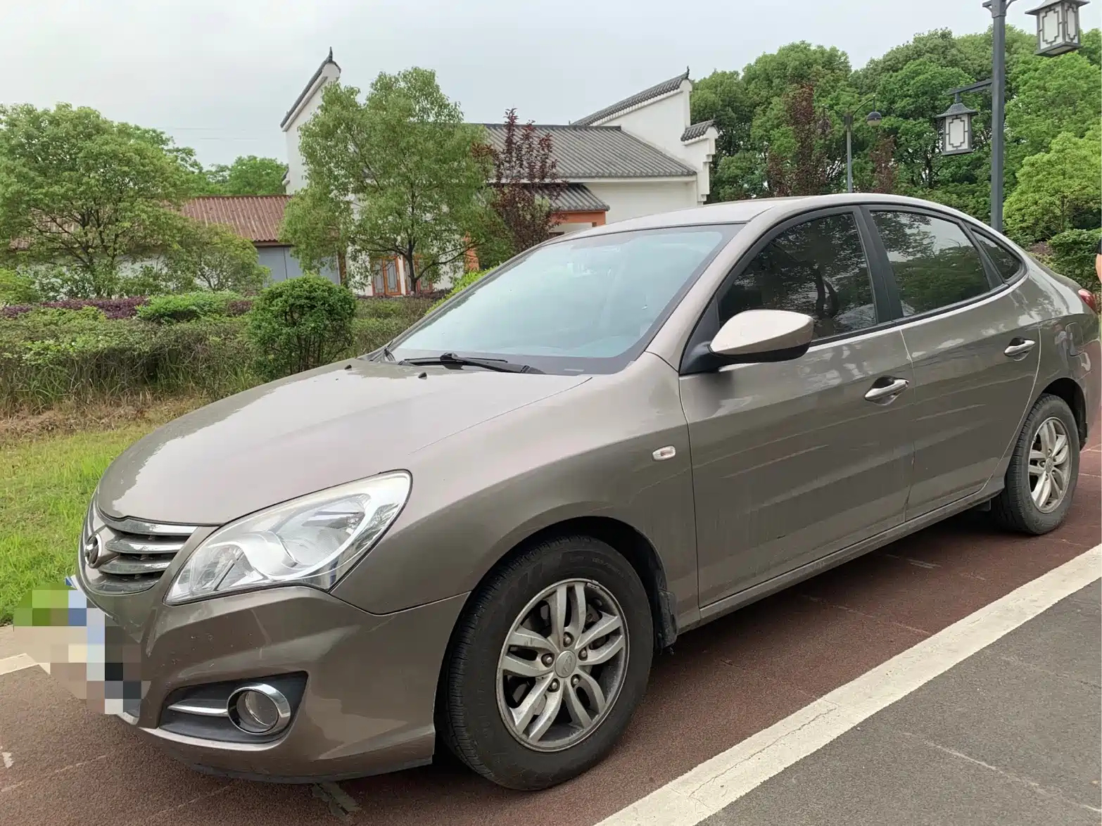 HYUNDAI CELESTA 2011