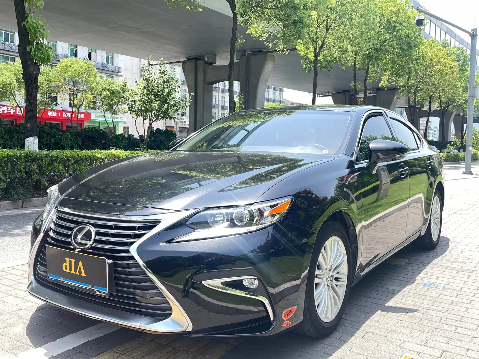 LEXUS ES 2015
