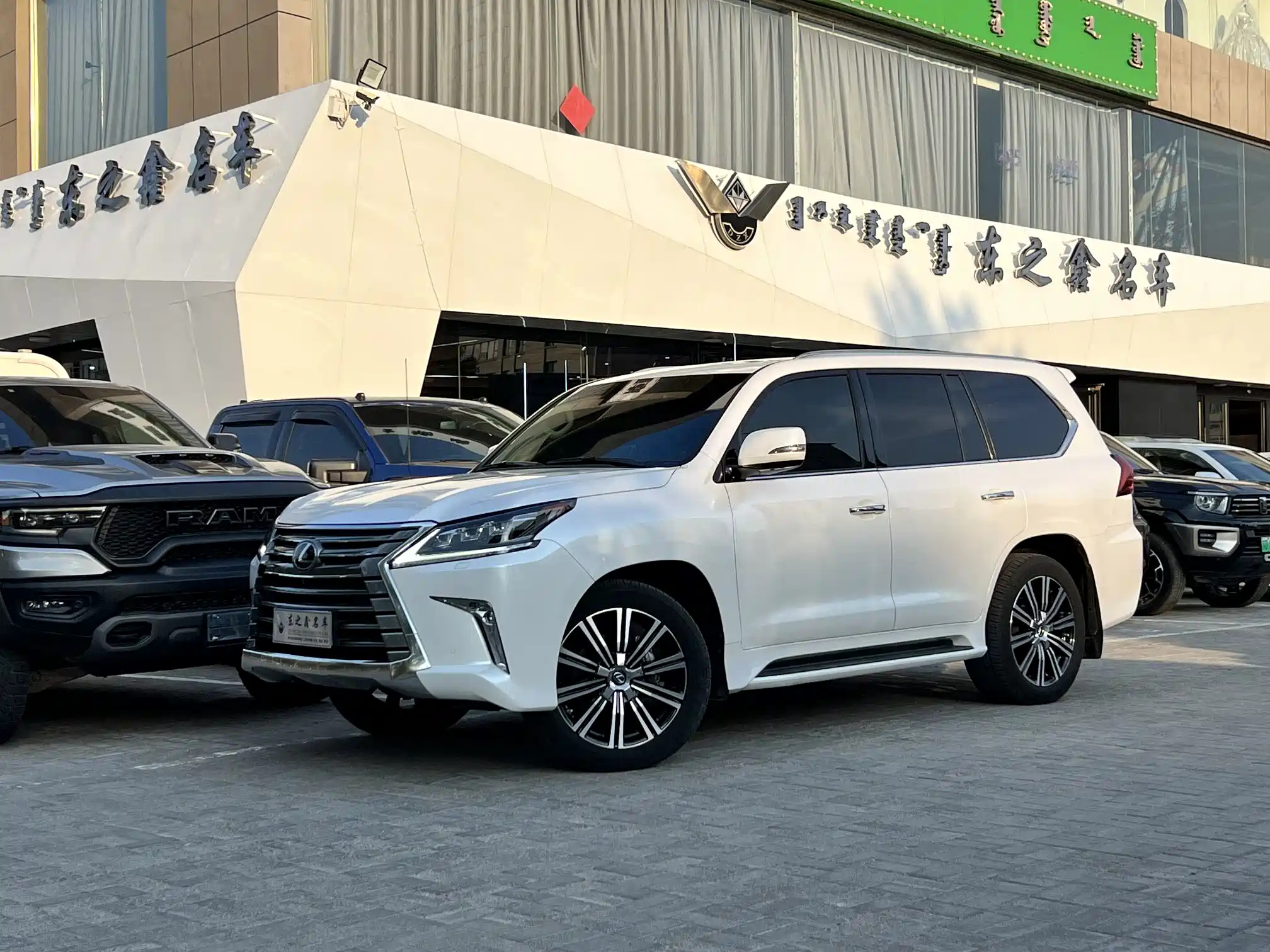 LEXUS LX 2017