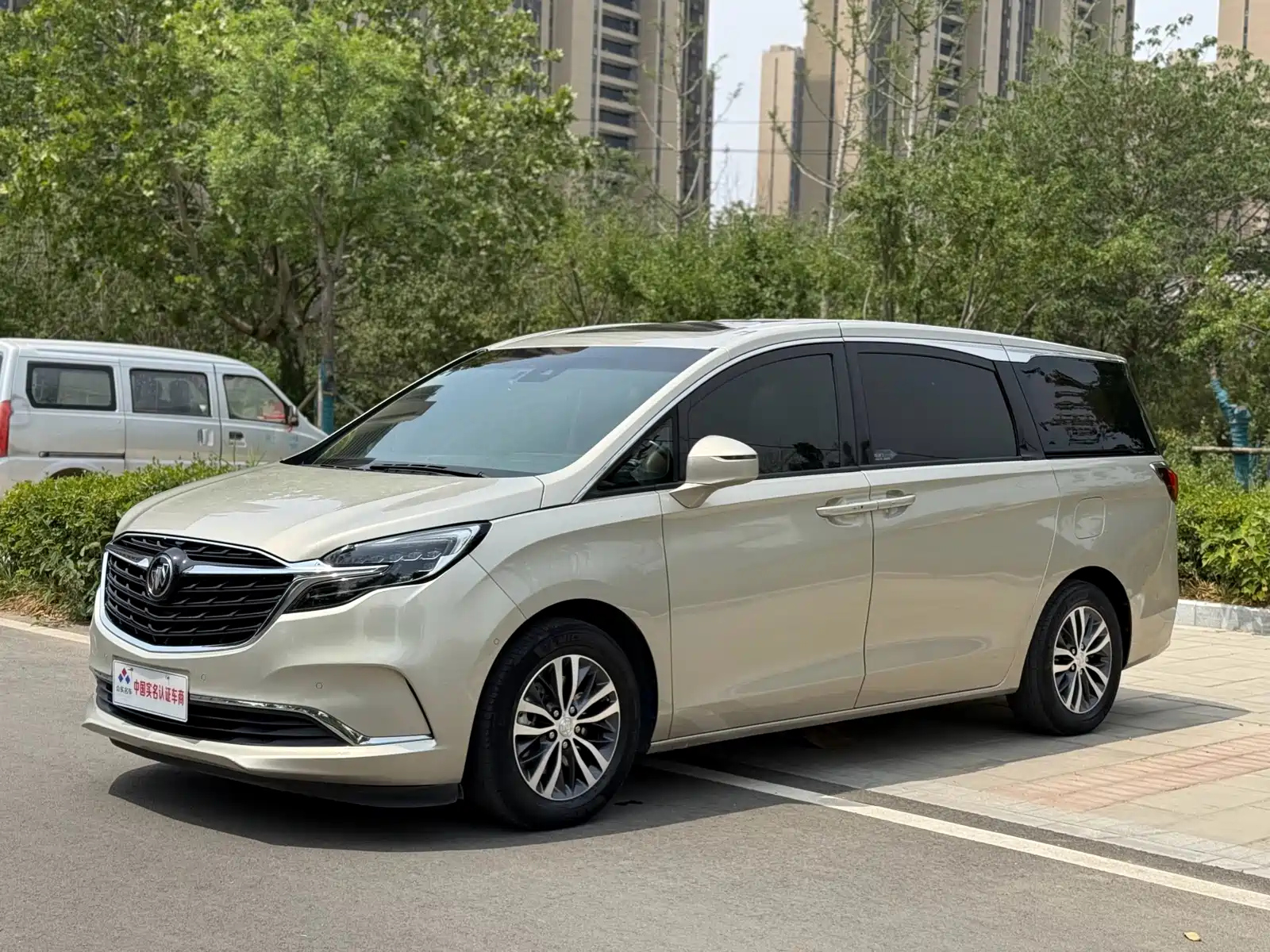 BUICK GL8 2020