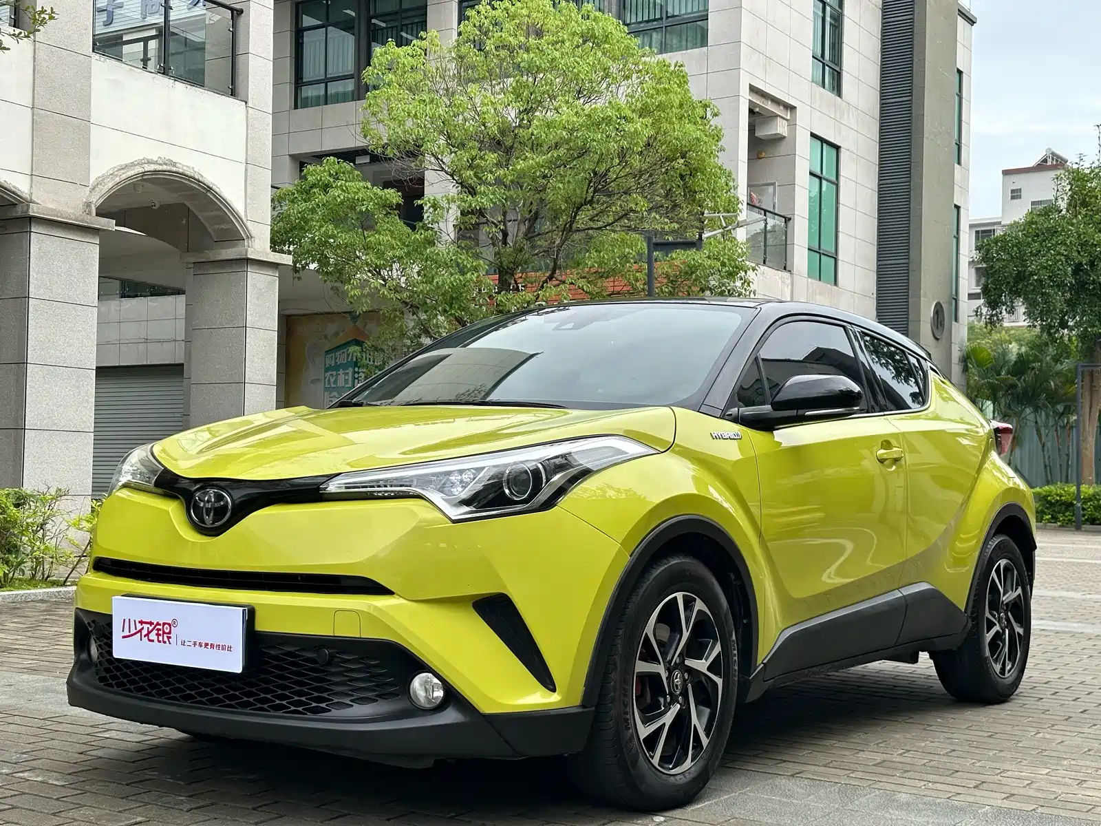 TOYOTA C-HR 2018