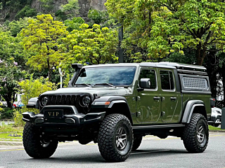 Заказать JEEP 角斗士