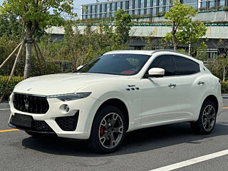 Заказать MASERATI LEVANTE