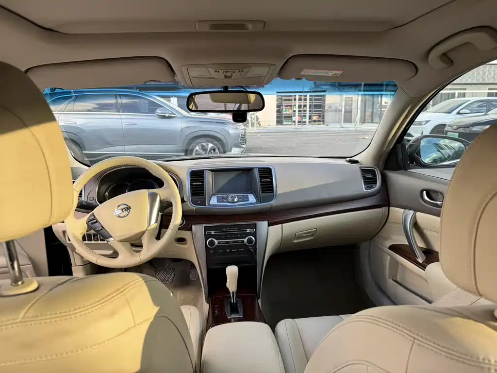 NISSAN TEANA 2009
