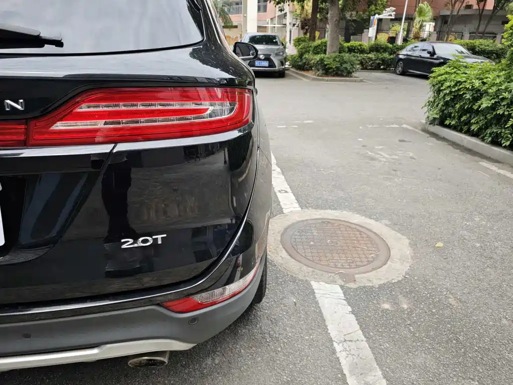 LINCOLN MKC 2017