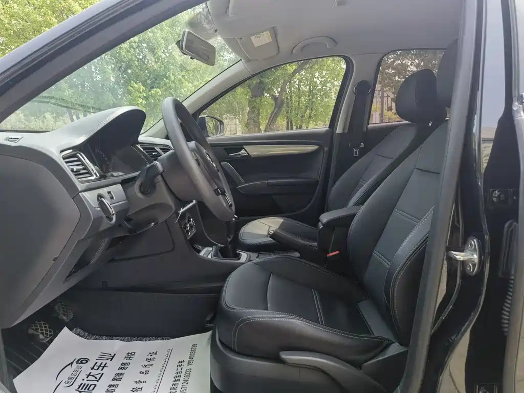 VOLKSWAGEN LAVIDA 2017