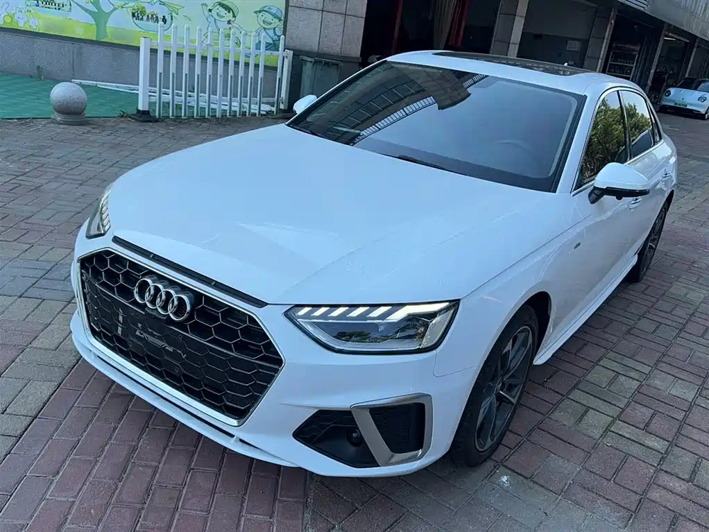 AUDI A4L 2020