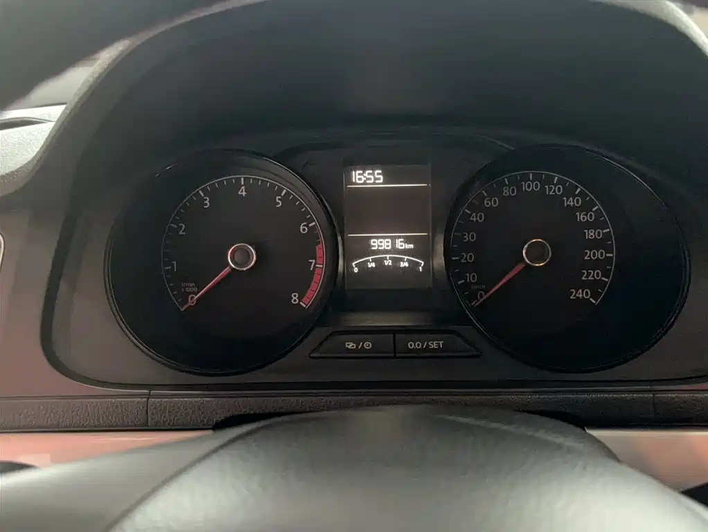 VOLKSWAGEN LAVIDA 2018