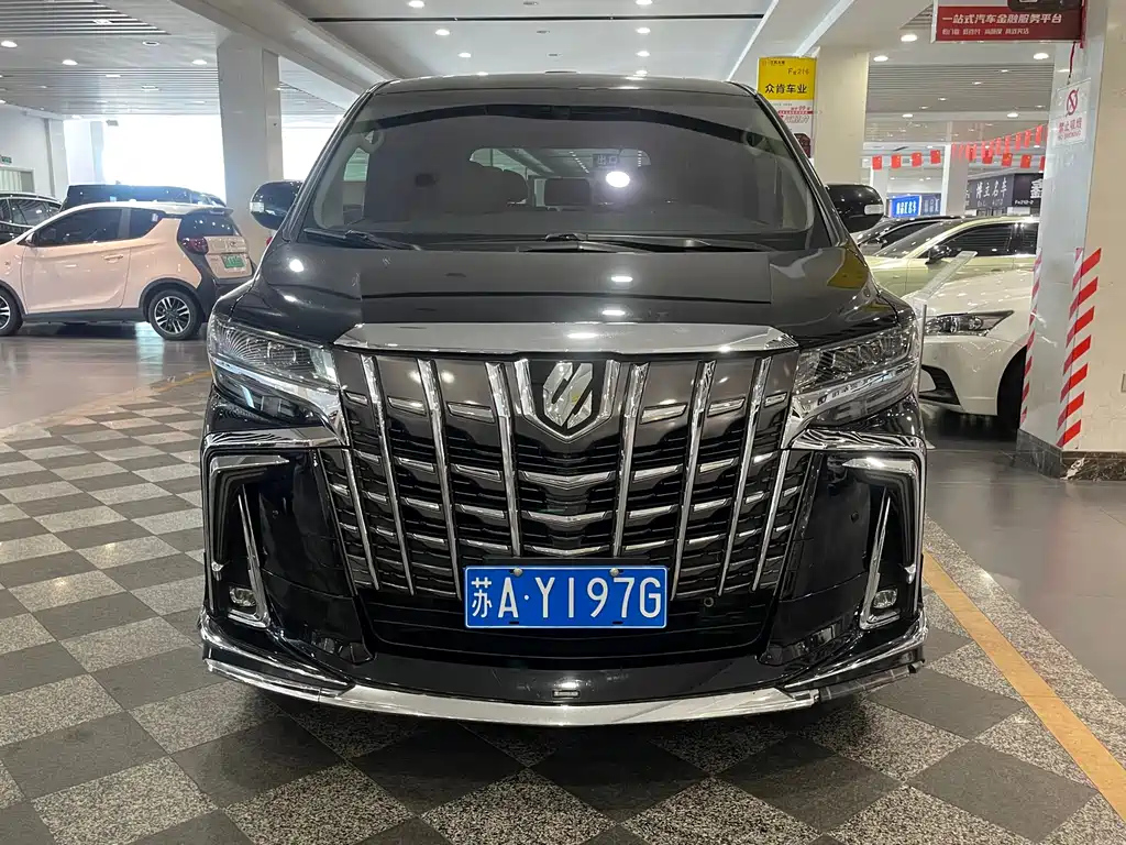 TOYOTA ALPHARD 2012