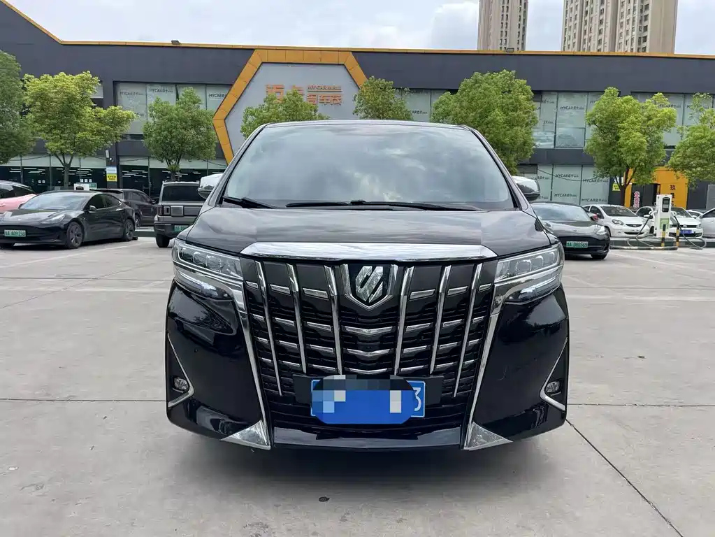 TOYOTA ALPHARD 2018