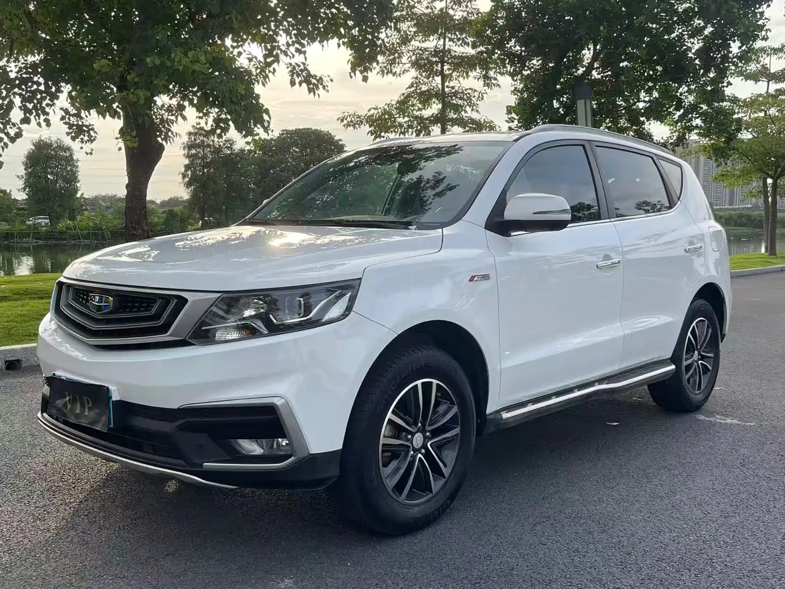 GEELY AUTO VISION X6