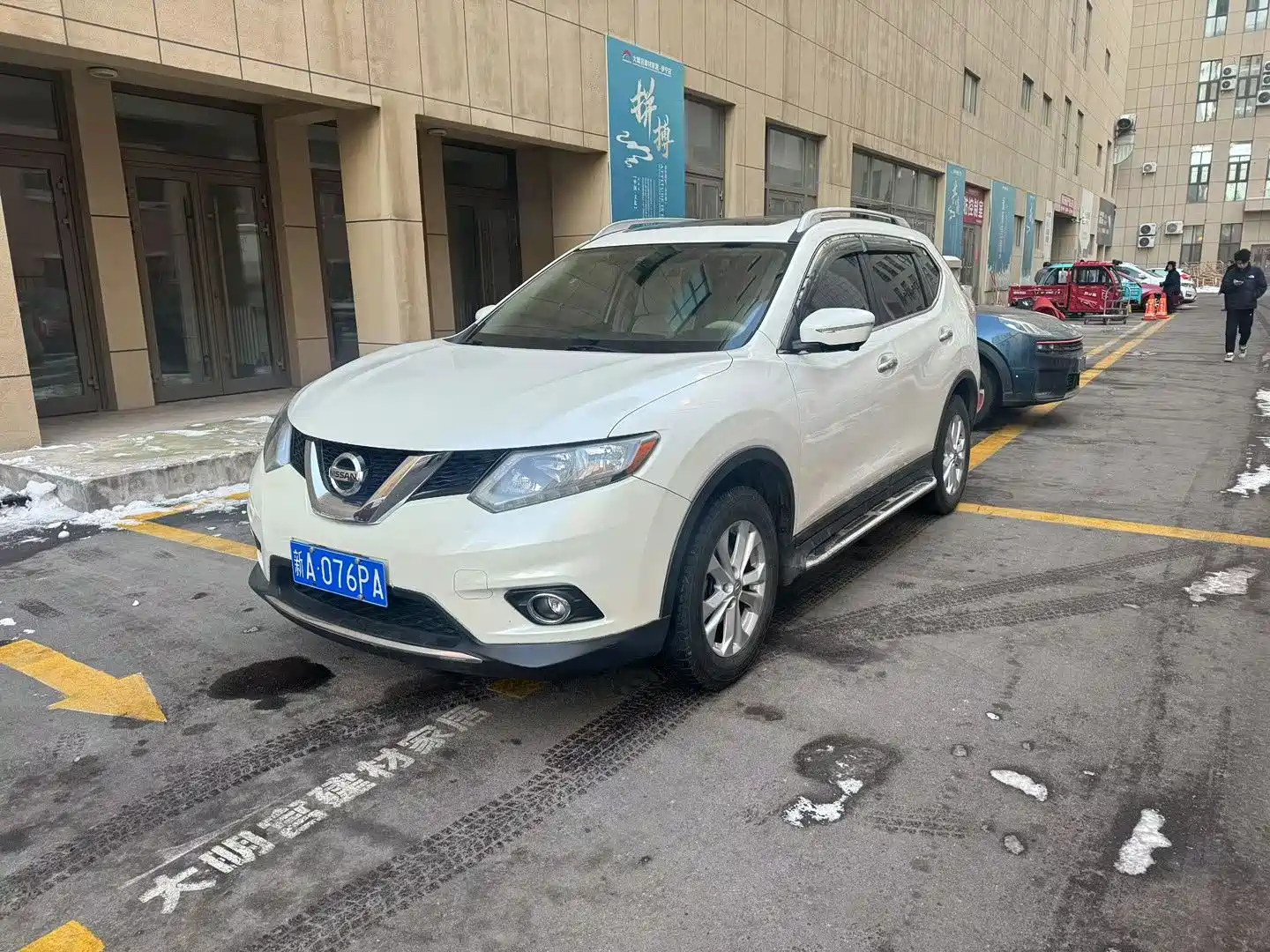 NISSAN X-TRAIL