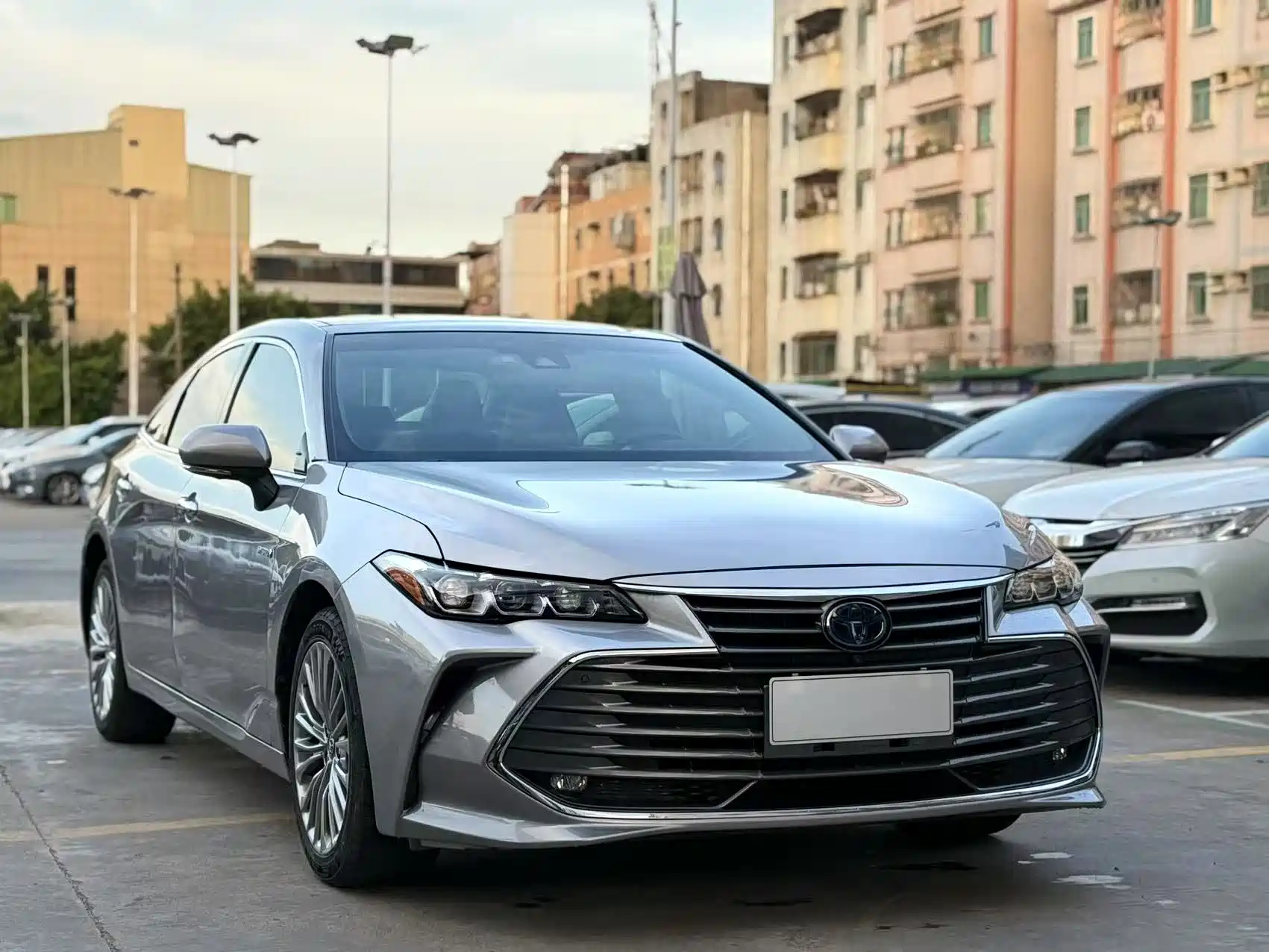 TOYOTA AVALON