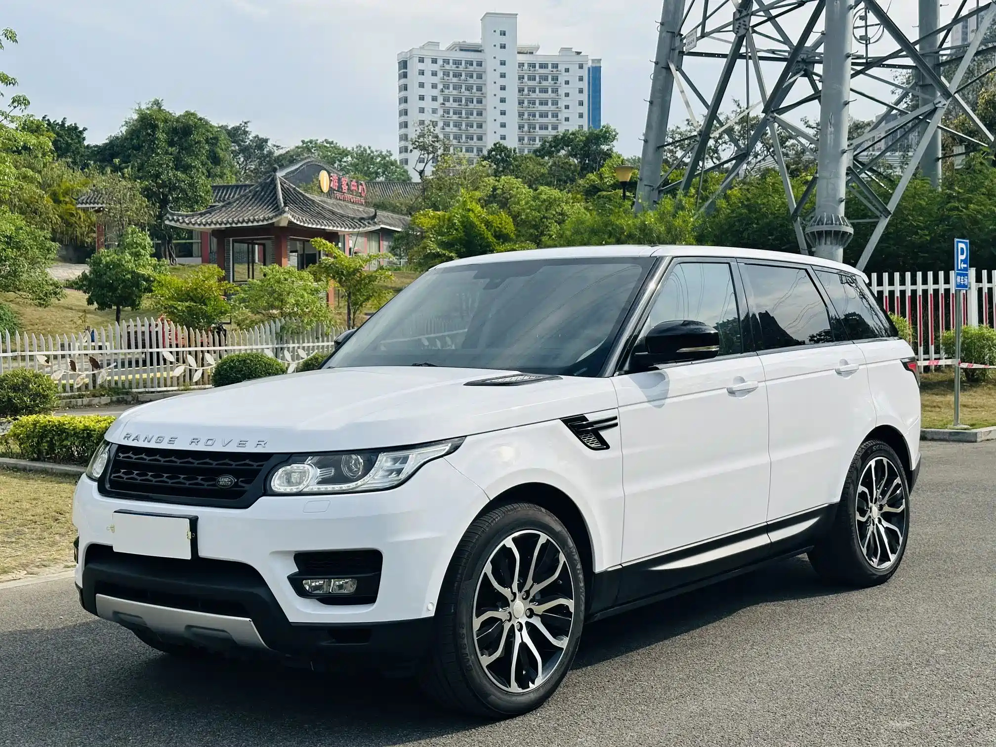 LAND ROVER RANGE ROVER SPORT 2015