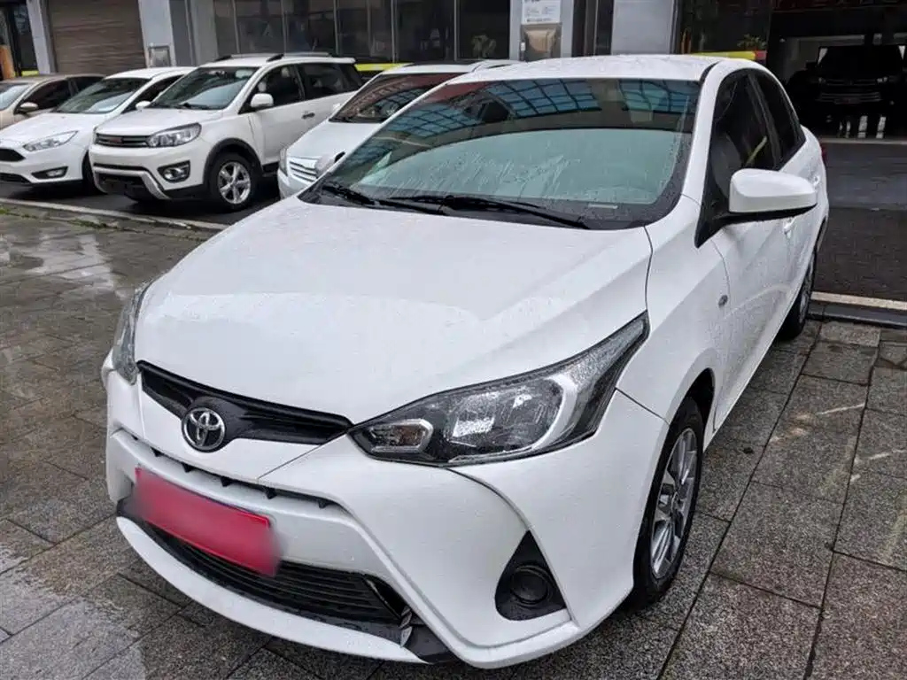 TOYOTA YARIS L ENJOY 2021