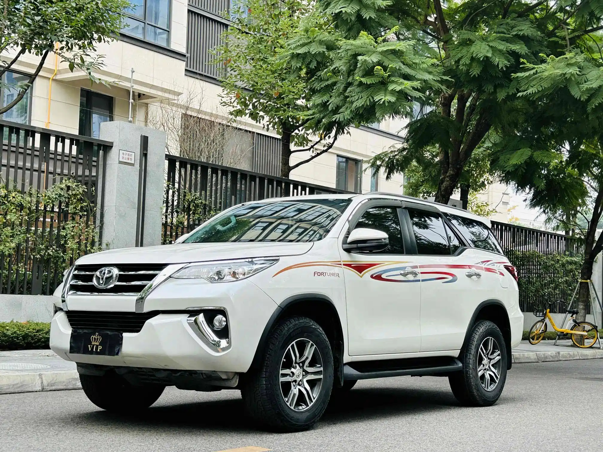 TOYOTA FORTUNER 2016