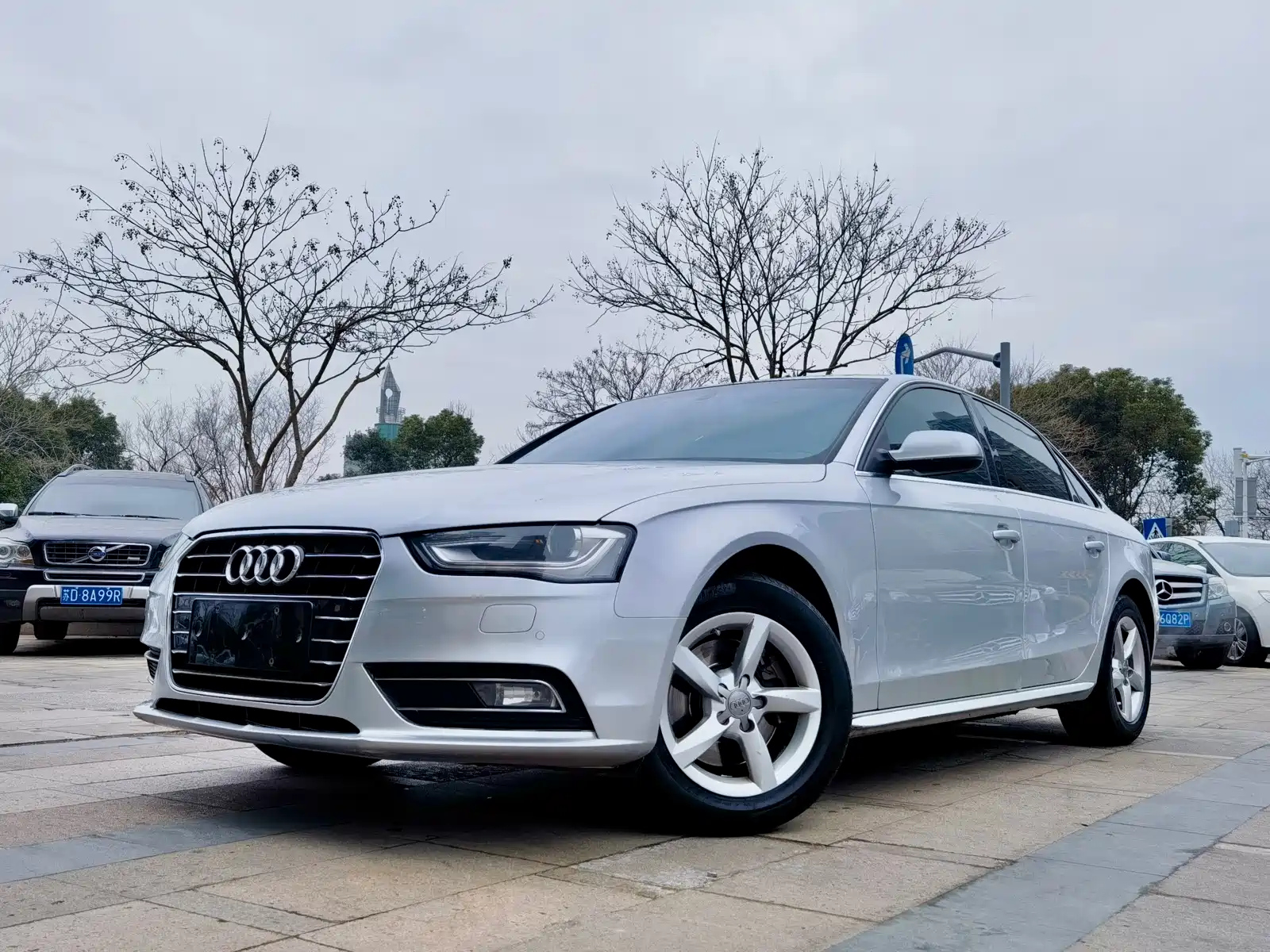 AUDI A4L 2015