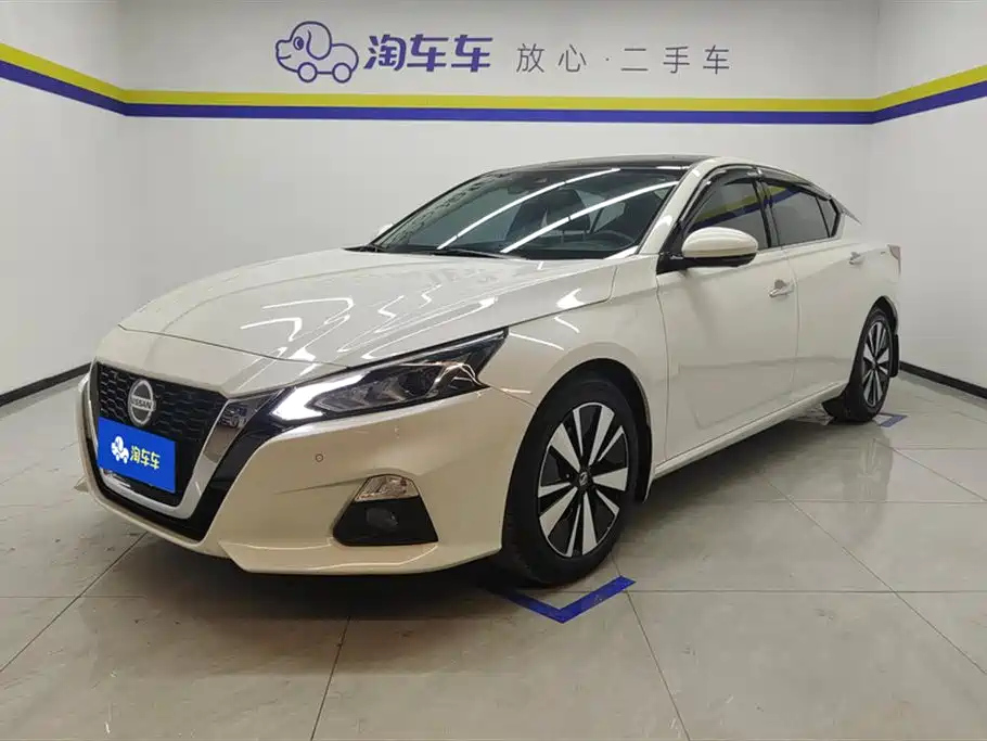 NISSAN TEANA 2021