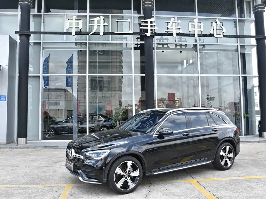 MERCEDES BENZ GLC 2022