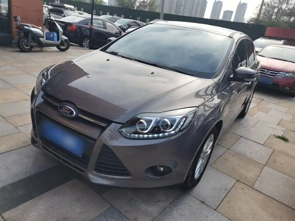 FORD FOCUS 2012