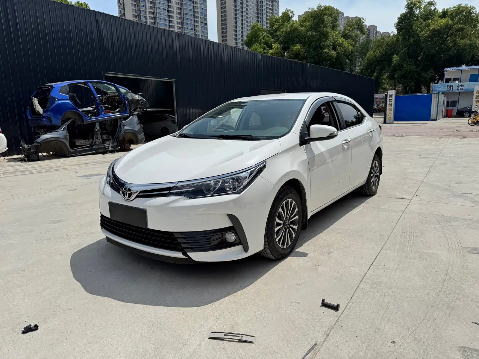 TOYOTA COROLLA 2017