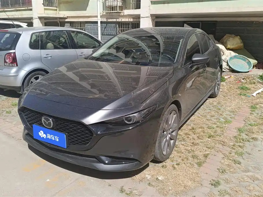 MAZDA 3 AXELA 2022