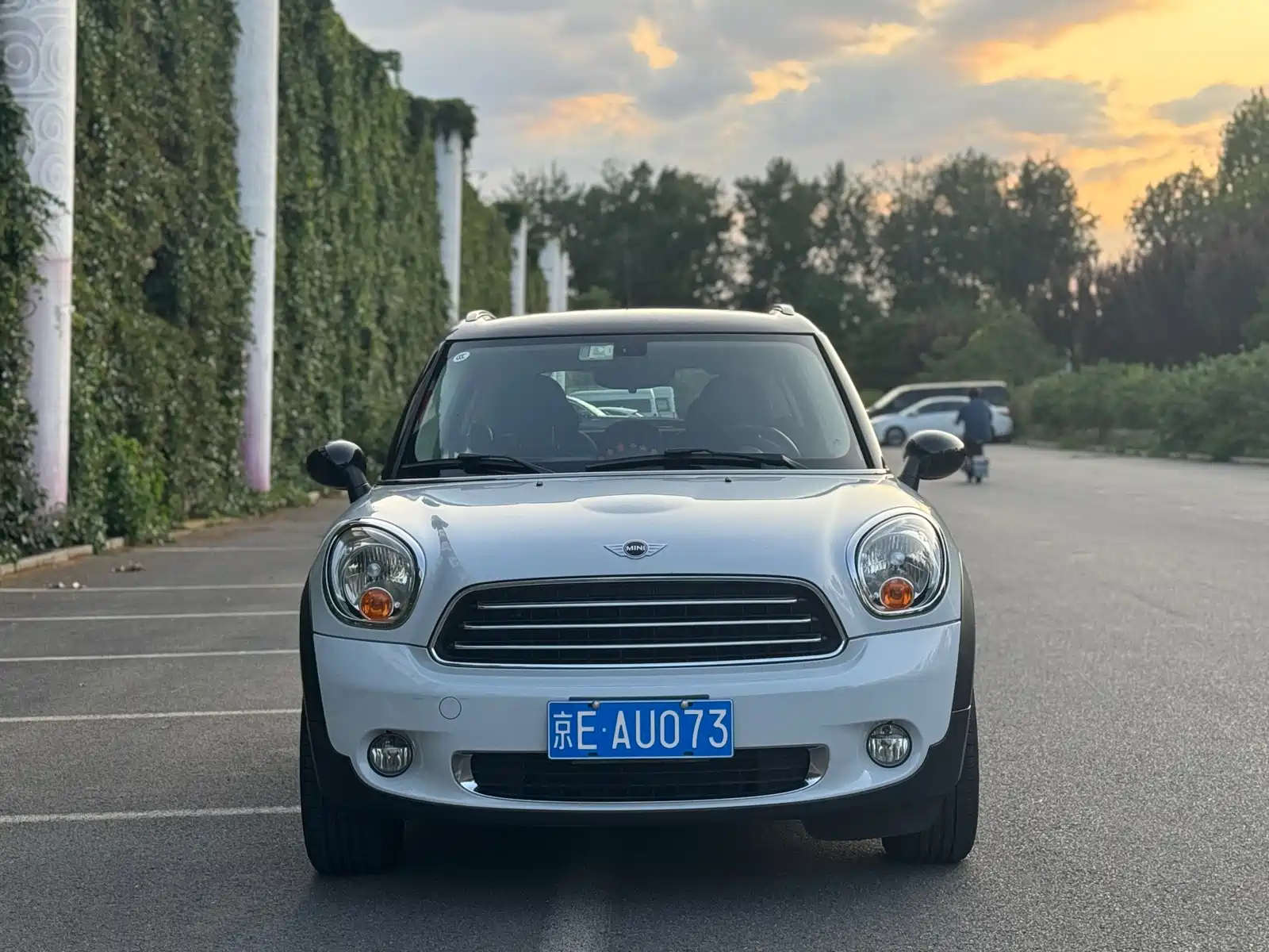 MINI COUNTRYMAN 2011