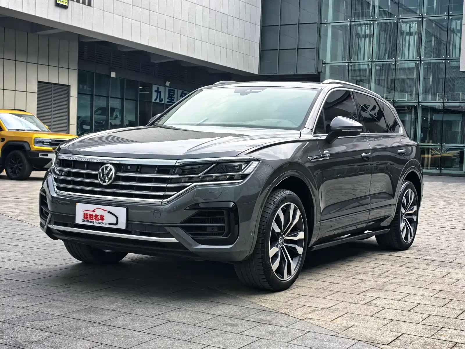 VOLKSWAGEN TOUAREG 2019