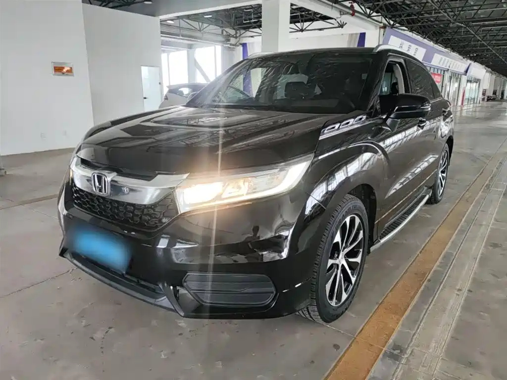 HONDA AVANCIER 2017