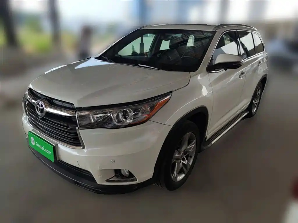 TOYOTA HIGHLANDER 2017