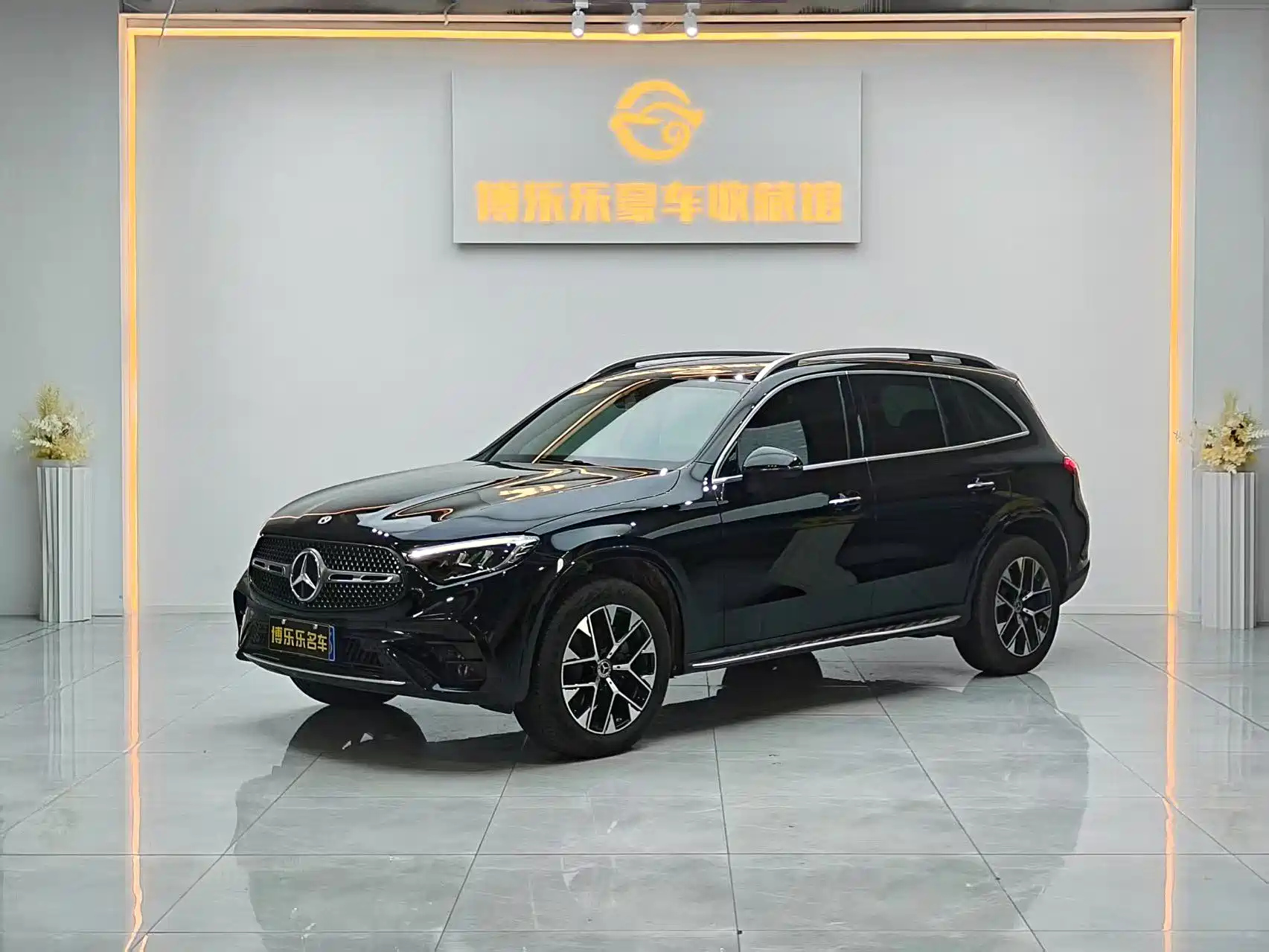 MERCEDES BENZ GLC 2023