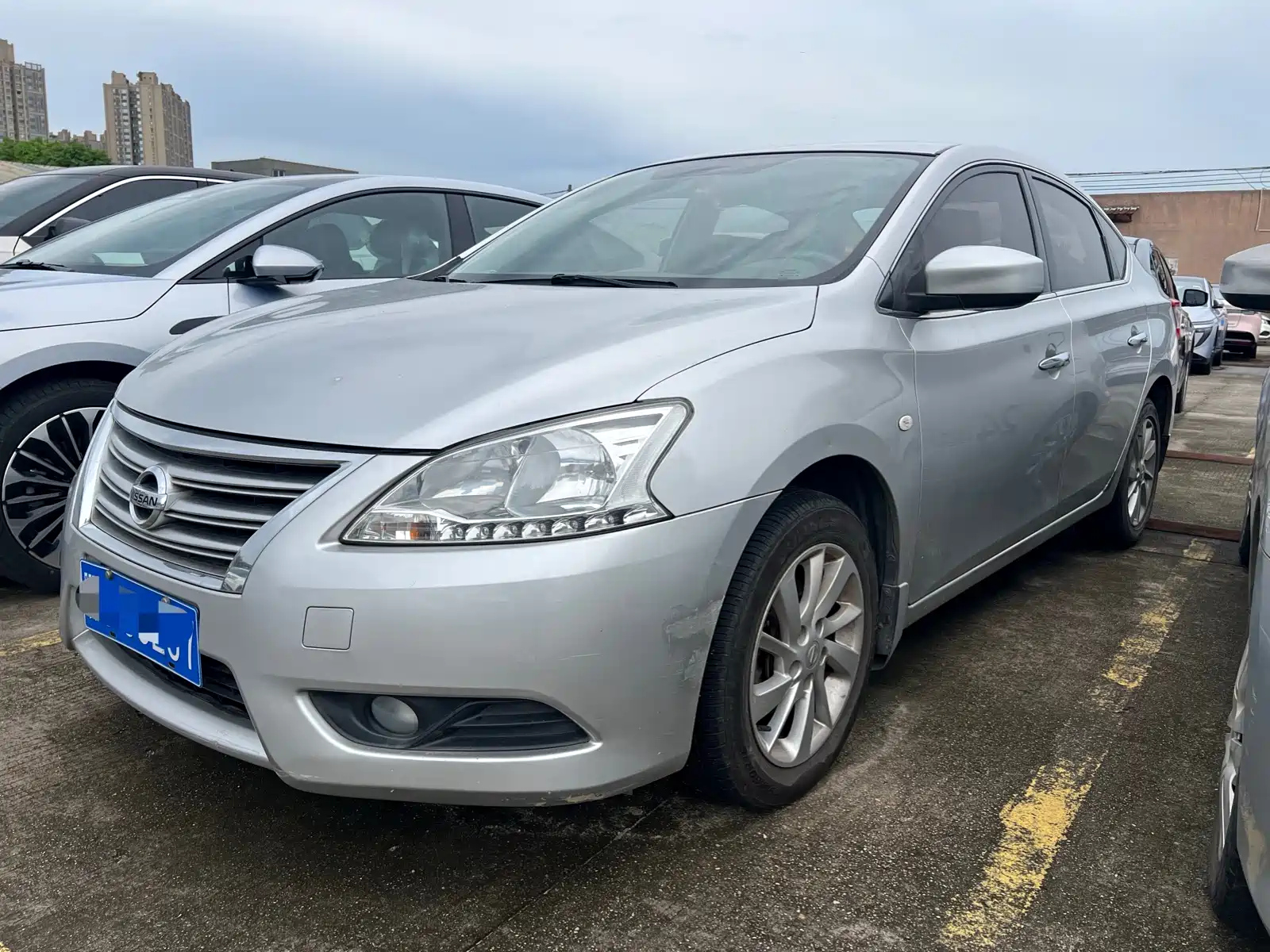 NISSAN SYLPHY 2012