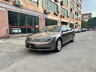VOLKSWAGEN PHAETON 2014