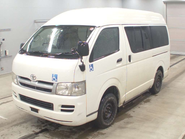 TOYOTA HIACE VAN 2005