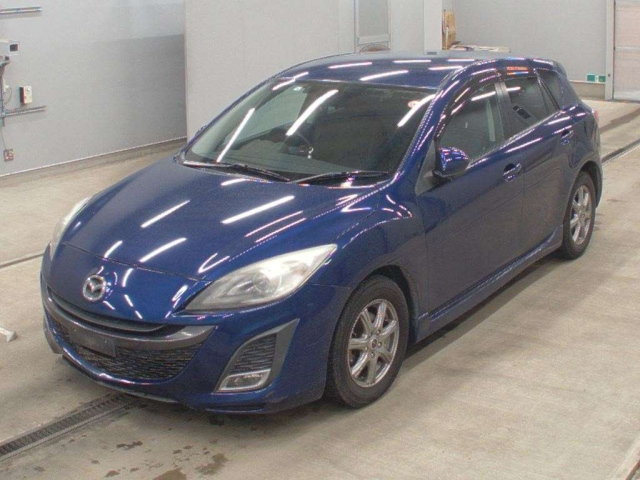 MAZDA AXELA
