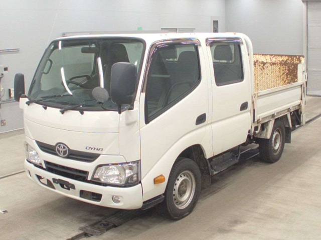 TOYOTA DYNA 2018