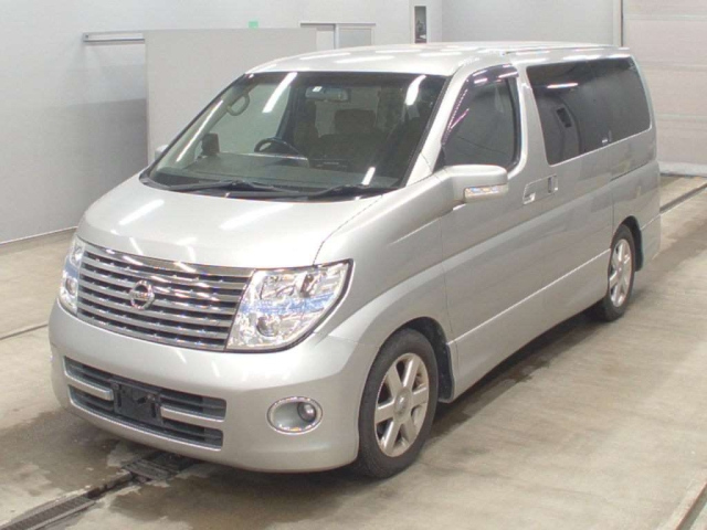 NISSAN ELGRAND 2005