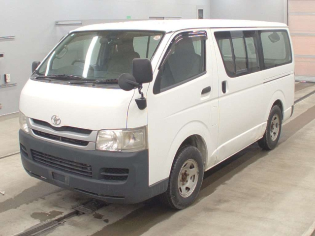 TOYOTA HIACE VAN 2008