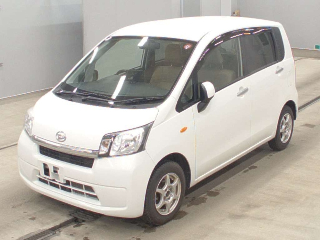 DAIHATSU MOVE 2014