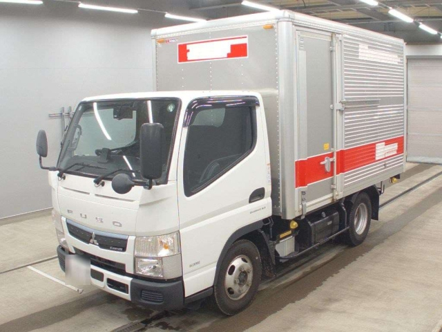 MITSUBISHI CANTER 2020