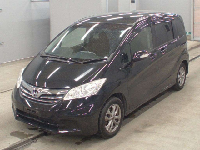 HONDA FREED 2012